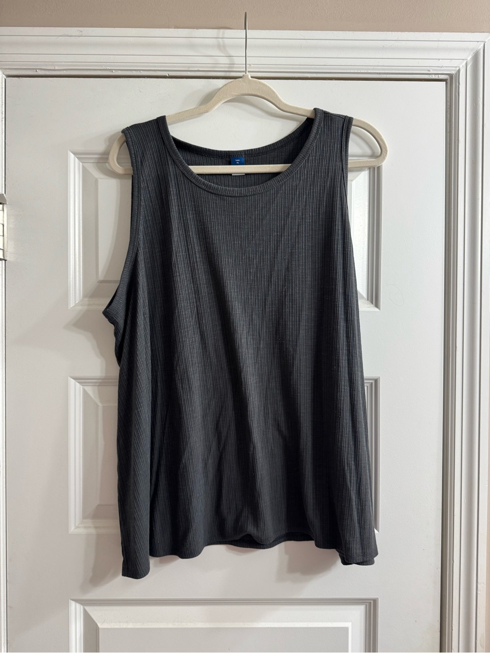 Old Navy Dark Gray Ribbed Tank Top